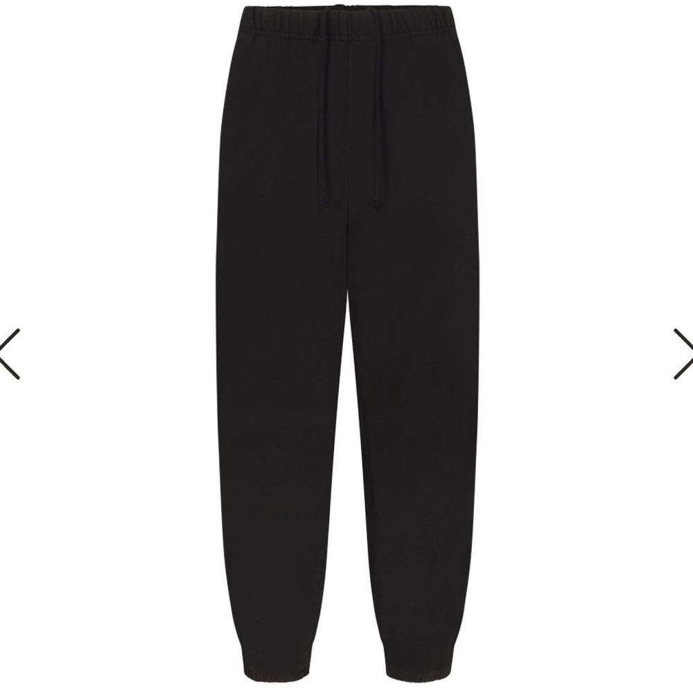 *SOLD NWT Skims terry men’s relaxed jogger